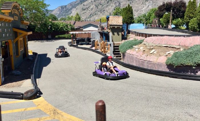 Osoyoos Go Karts at Rattlesnake Canyon Amusement park