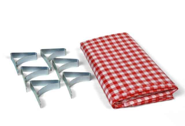 Vinyl checkered outdoor table cloth by Coghlans