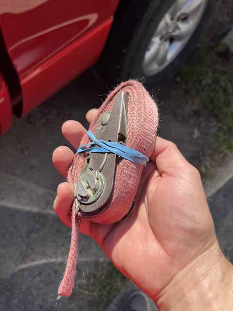 Ratchet storage using rubber bands